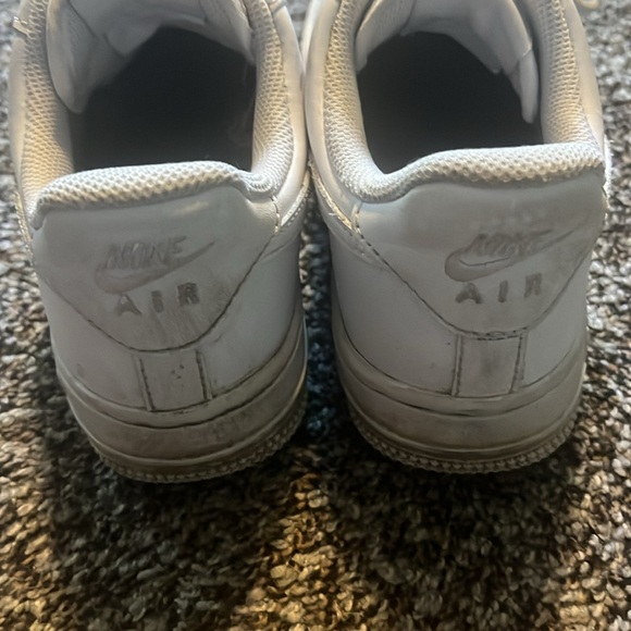 Nike Air Force 1 Shoes - Picture 4 of 9